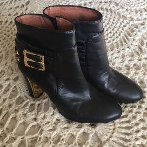 Louise et Cie Black Booties✨